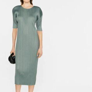 Pleats Please Issey Miyake Short-sleeved Midi Dress Moss Green Size 3